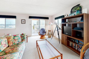 Sunny Sands 401